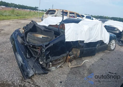 2007 Lincoln Town Car z USA, uszkodzony, nr VIN 1LNHM82V87Y620889